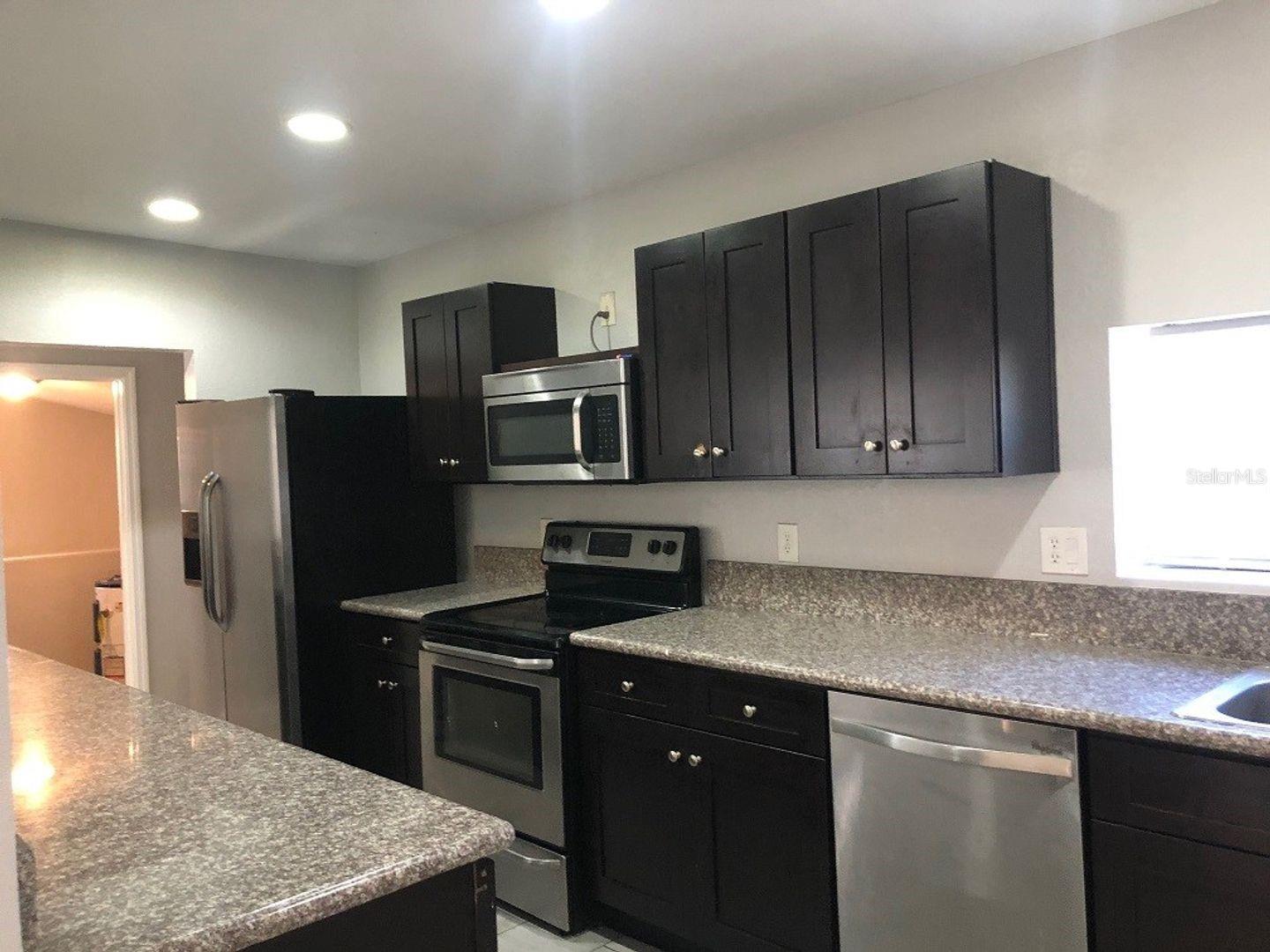 Image 3 of 10 For 4062 10th Avenue N