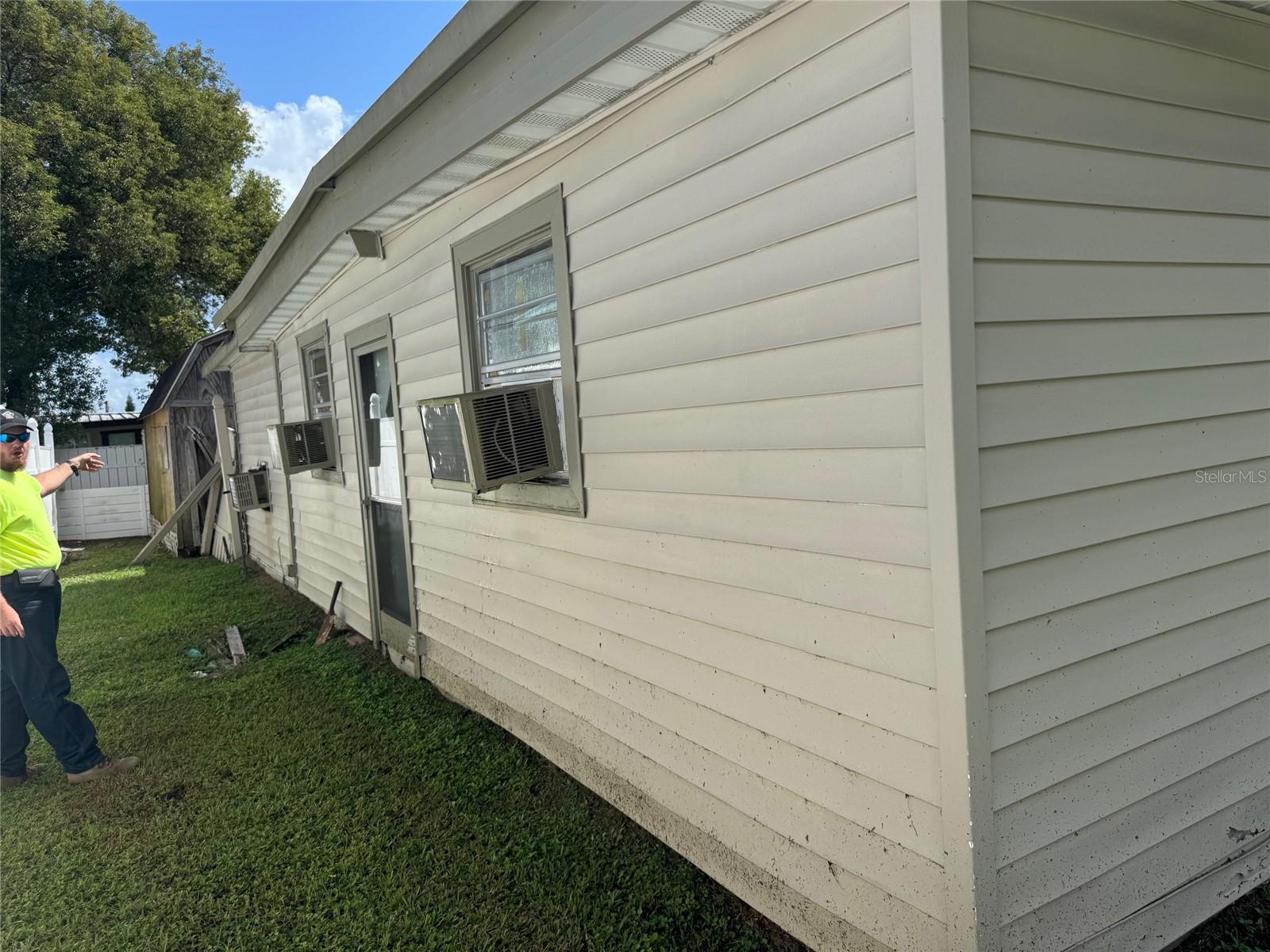 Image 4 of 17 For 39047 Heath Drive