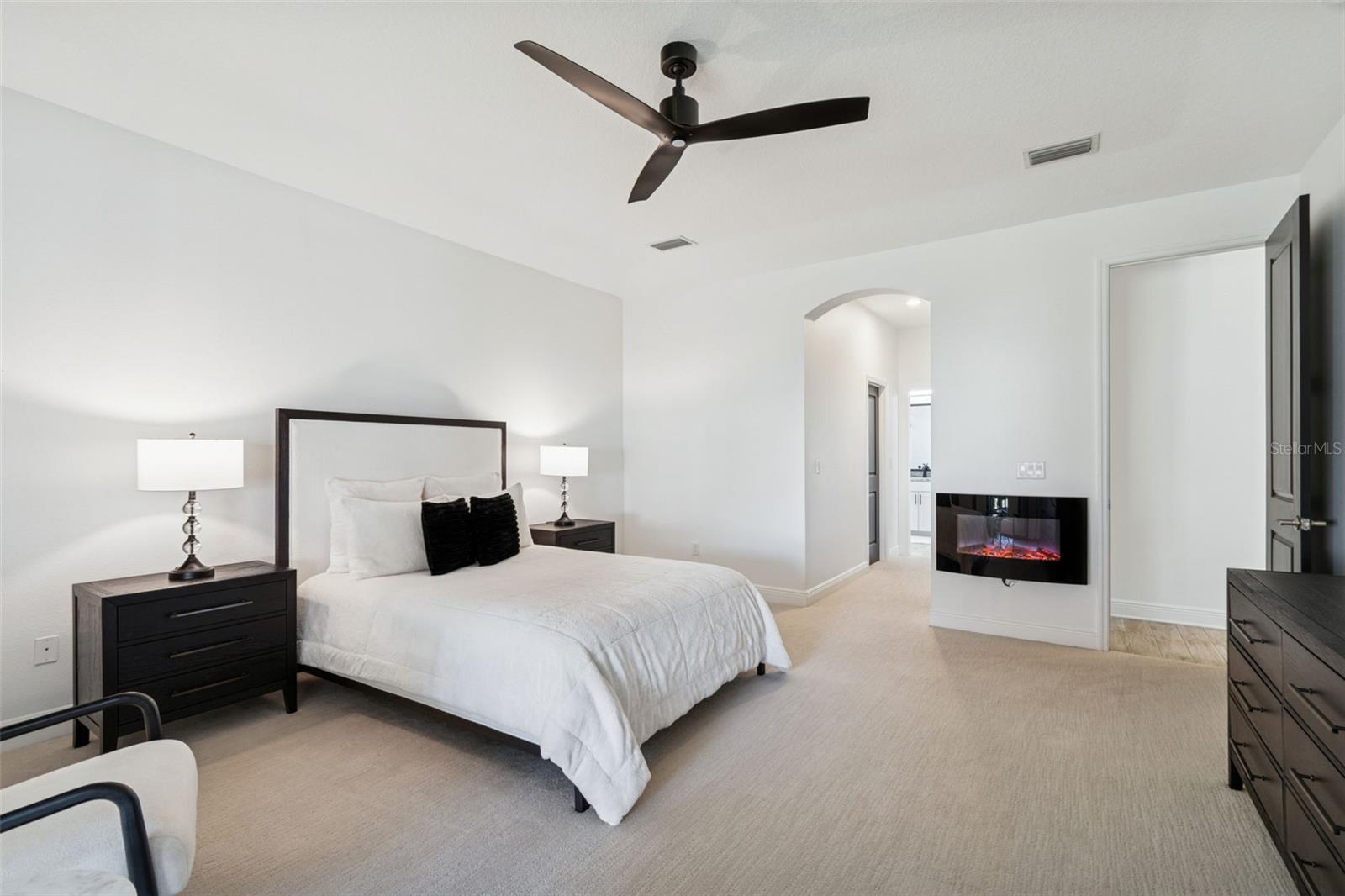 Image 17 of 48 For 3815 Ohio Avenue