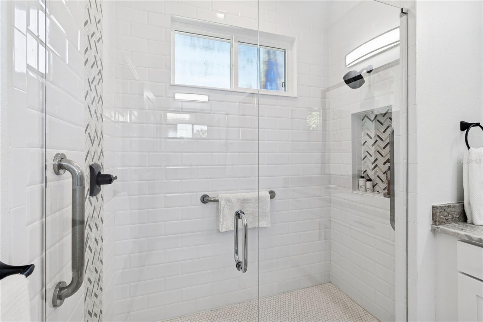 Image 19 of 48 For 3815 Ohio Avenue