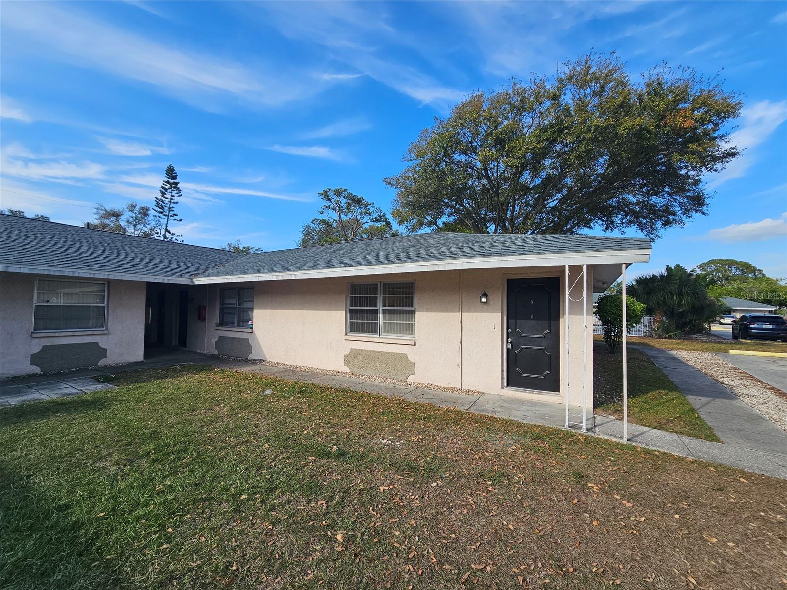 Details for 201 Jefferson Circle N 9, ST PETERSBURG, FL 33702