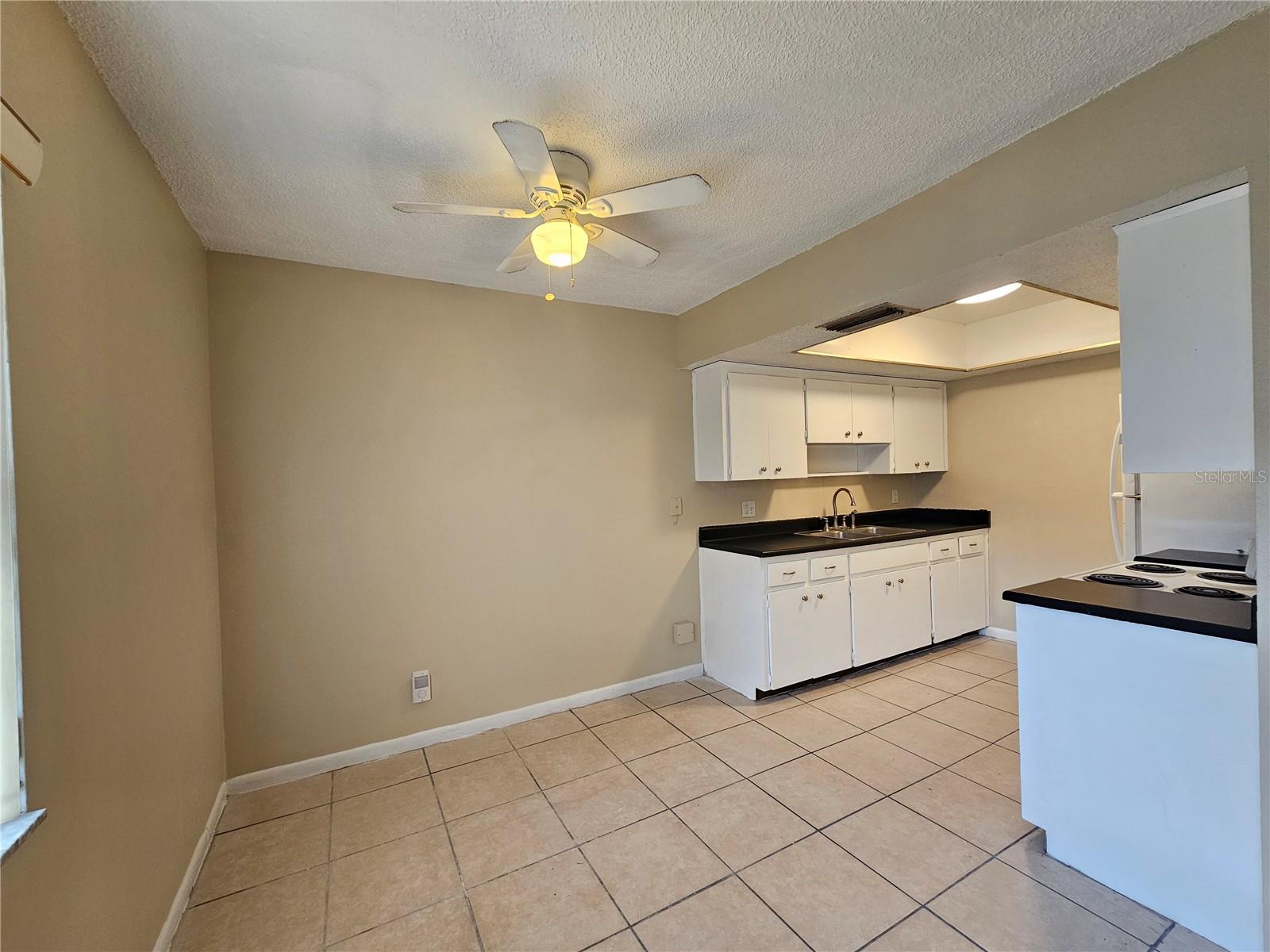 Image 7 of 18 For 201 Jefferson Circle N 9