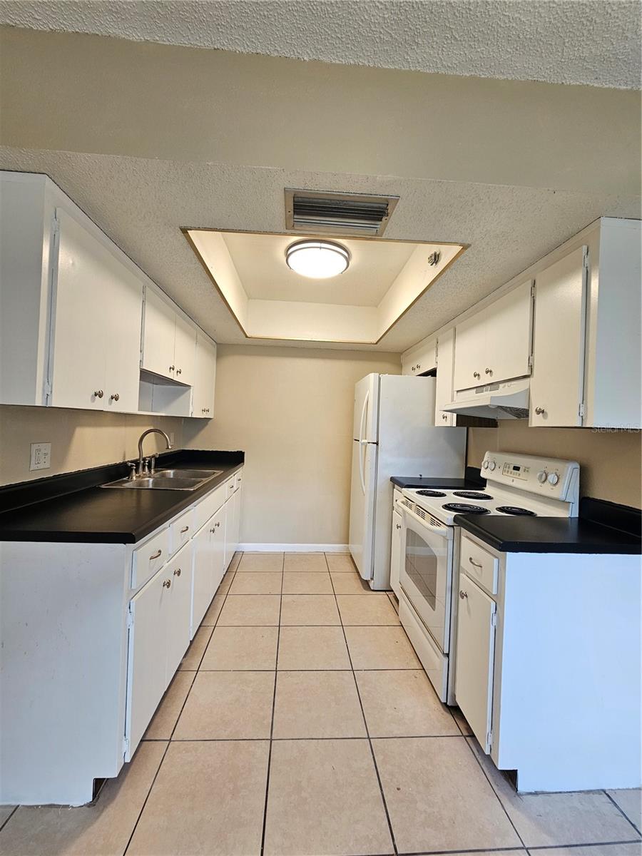 Image 9 of 18 For 201 Jefferson Circle N 9