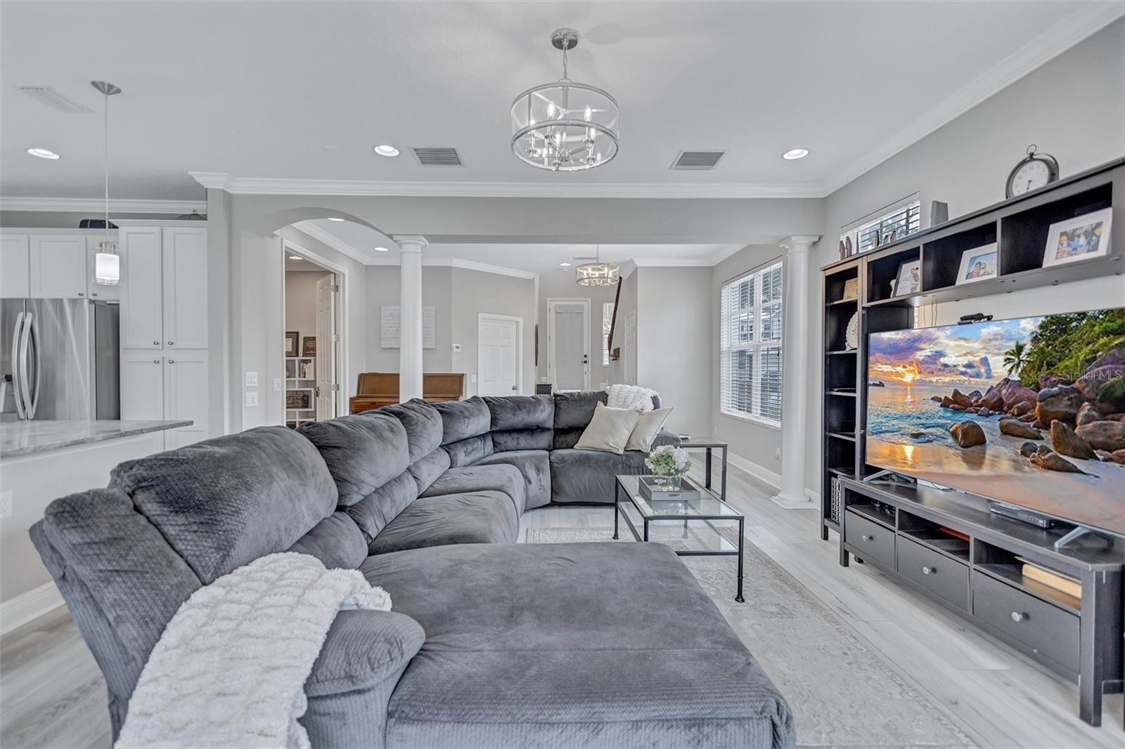 Image 10 of 49 For 14510 Mirabelle Vista Circle