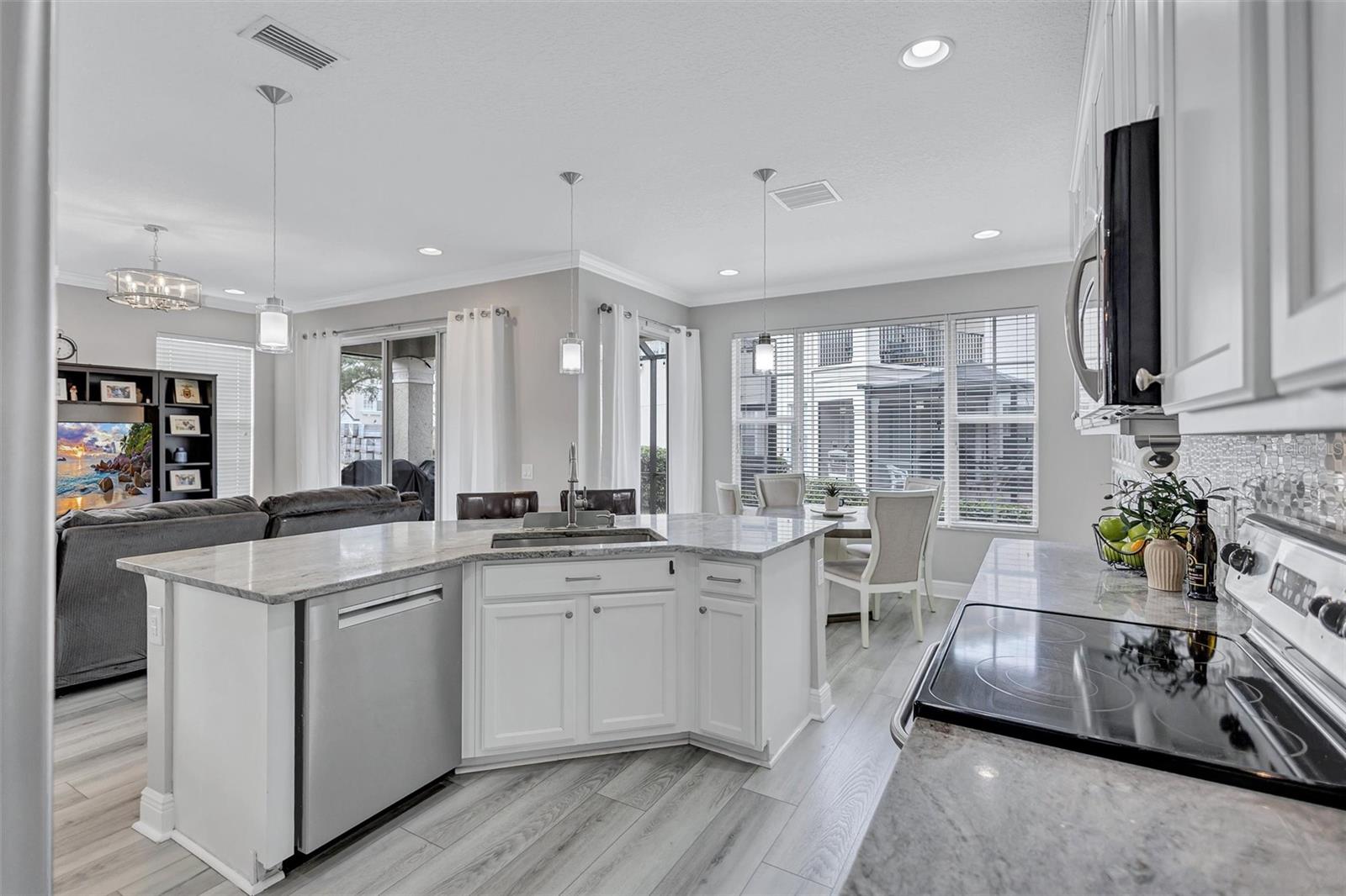 Image 7 of 49 For 14510 Mirabelle Vista Circle