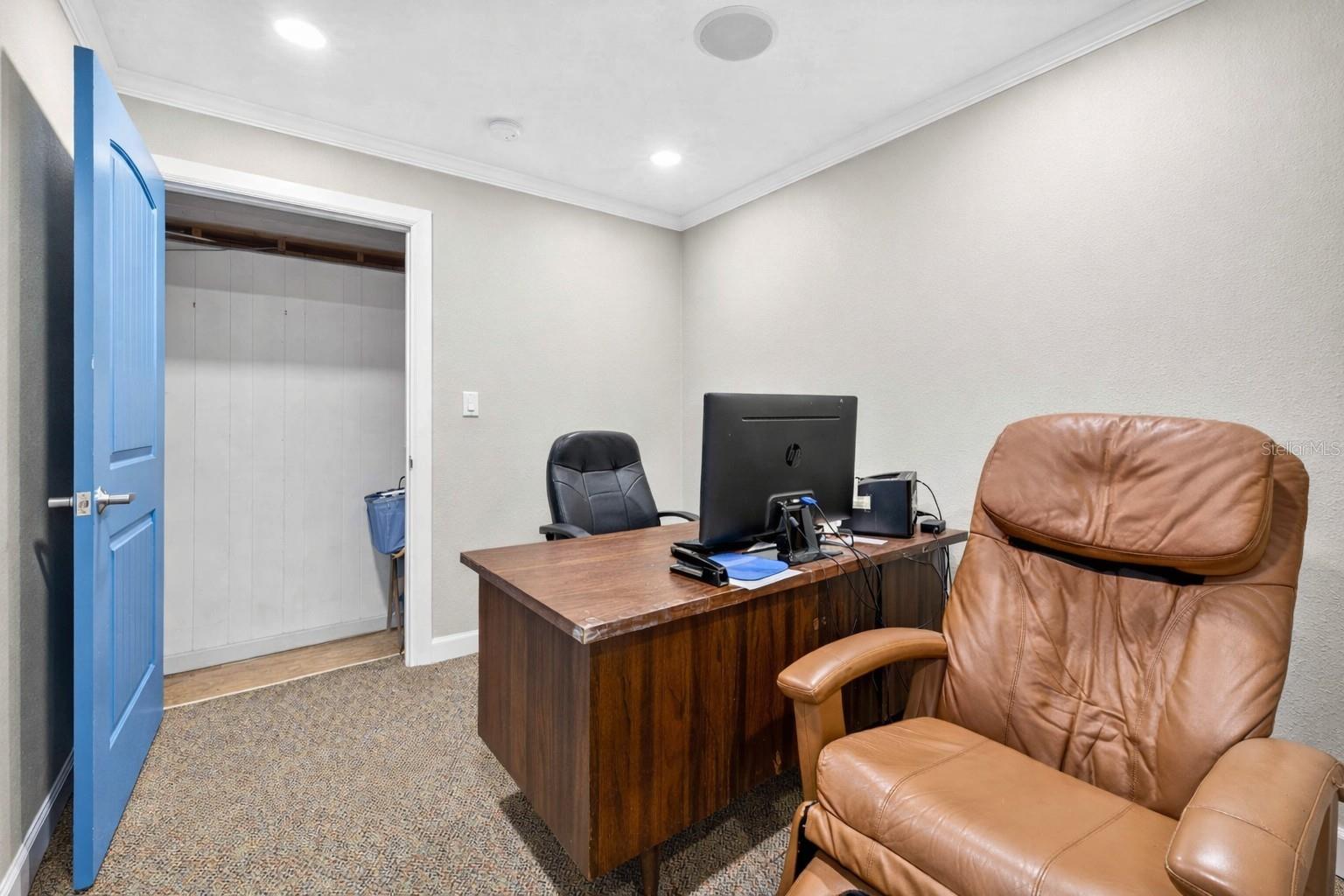 Image 24 of 32 For 12574 Indian Rocks Road