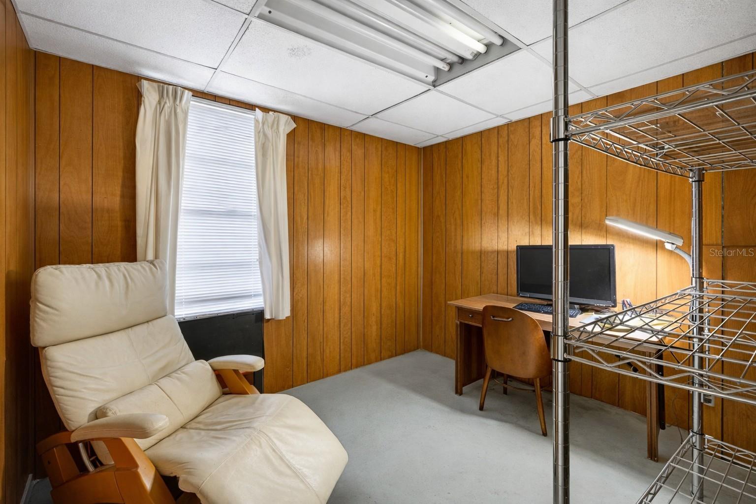 Image 27 of 32 For 12574 Indian Rocks Road