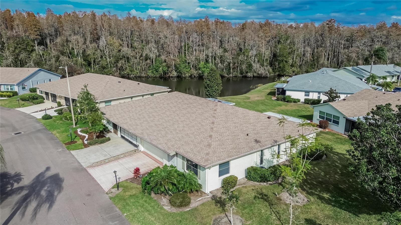 Image 2 of 53 For 2001 Hartlebury Way 432