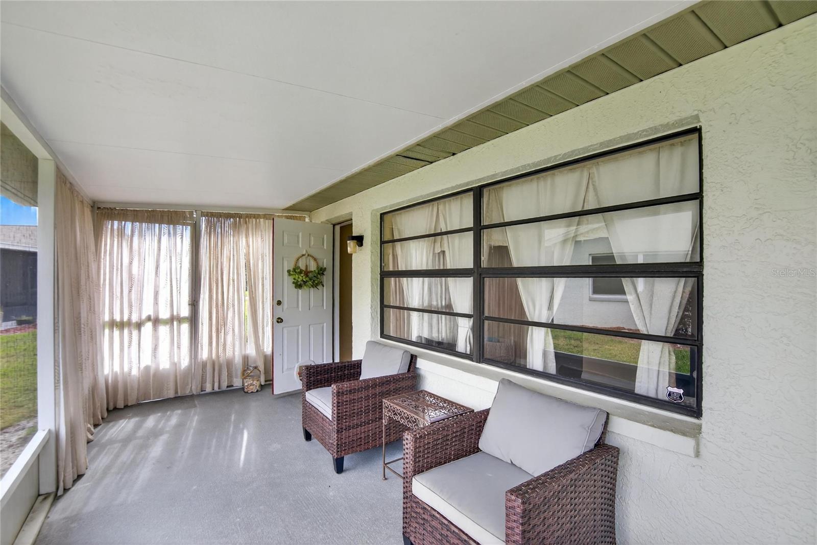 Image 38 of 53 For 2001 Hartlebury Way 432