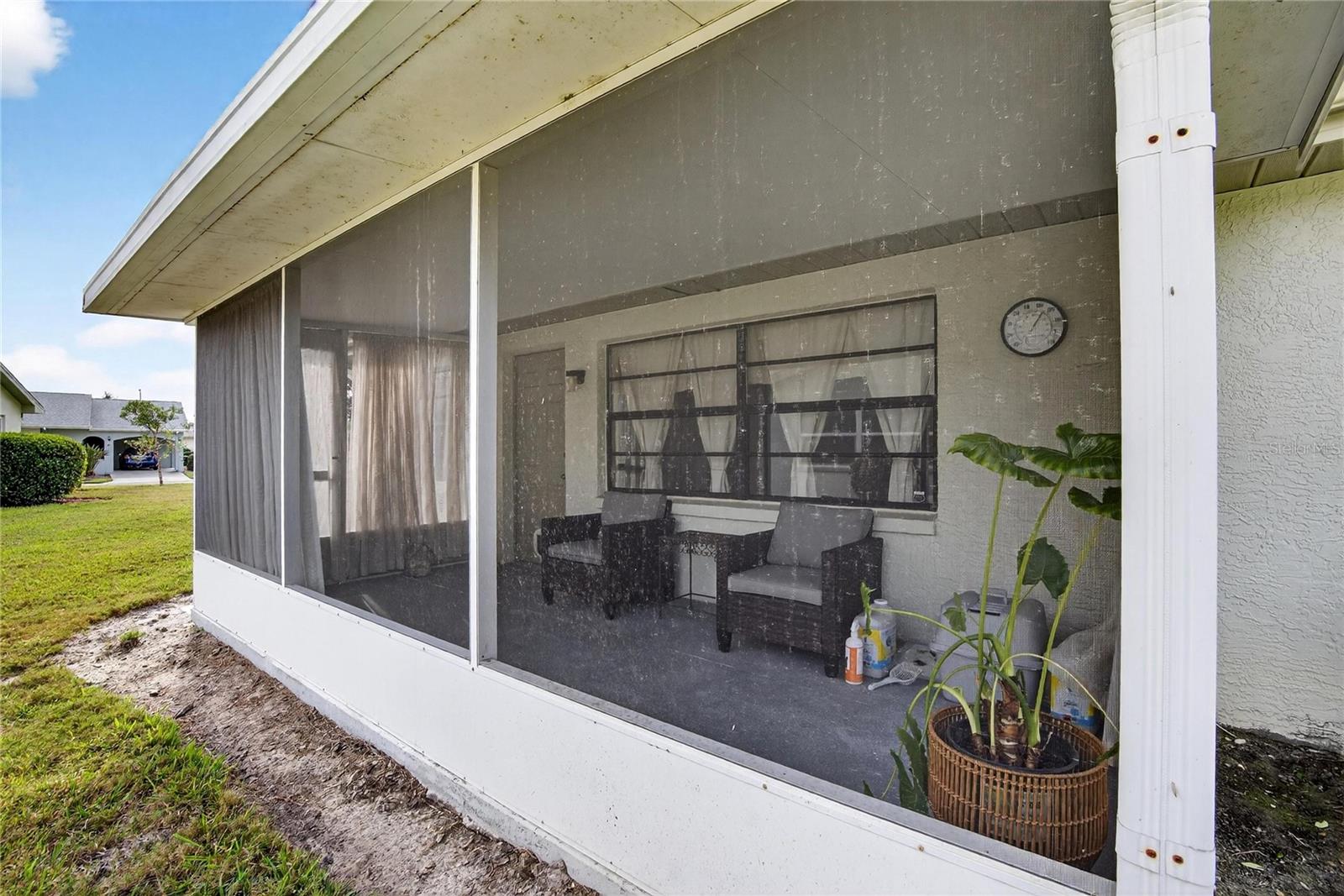 Image 39 of 53 For 2001 Hartlebury Way 432