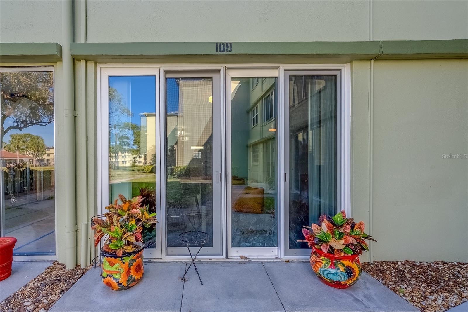 Image 24 of 42 For 4710 Bay Street Ne 109