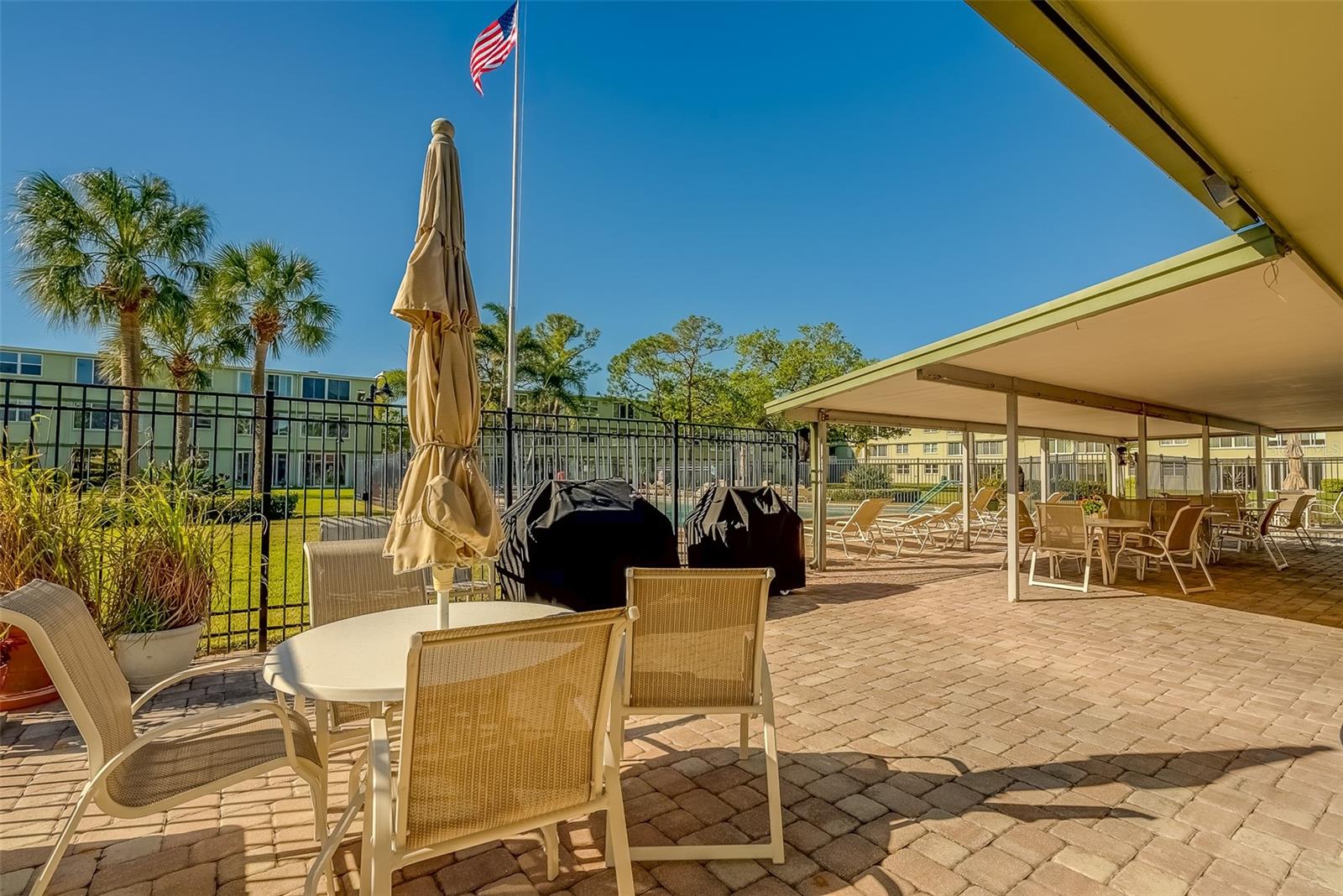 Image 28 of 42 For 4710 Bay Street Ne 109