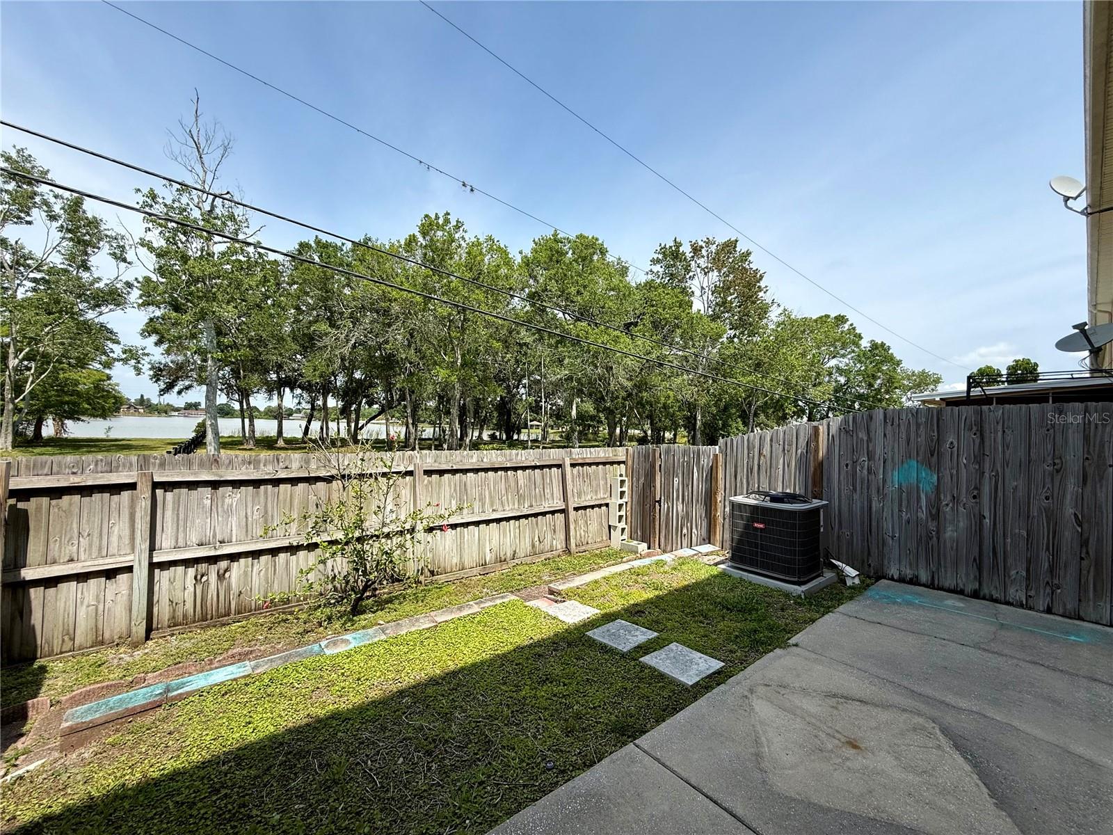 Image 29 of 33 For 11020 Blaine Top Place