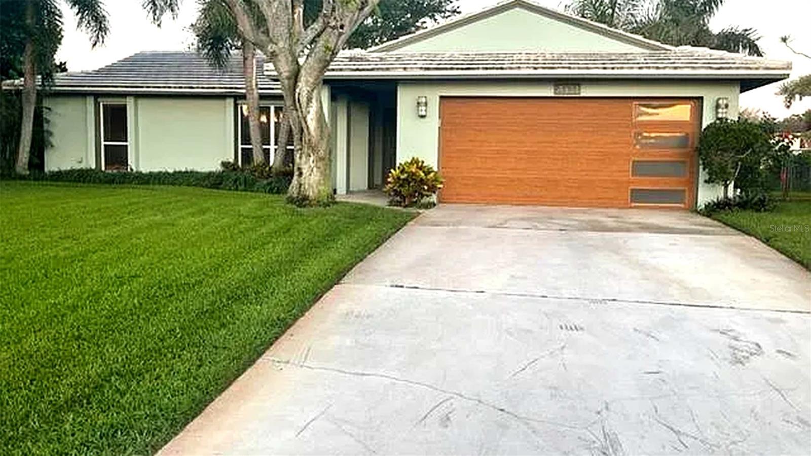 Details for 4331 44th Street S, ST PETERSBURG, FL 33711