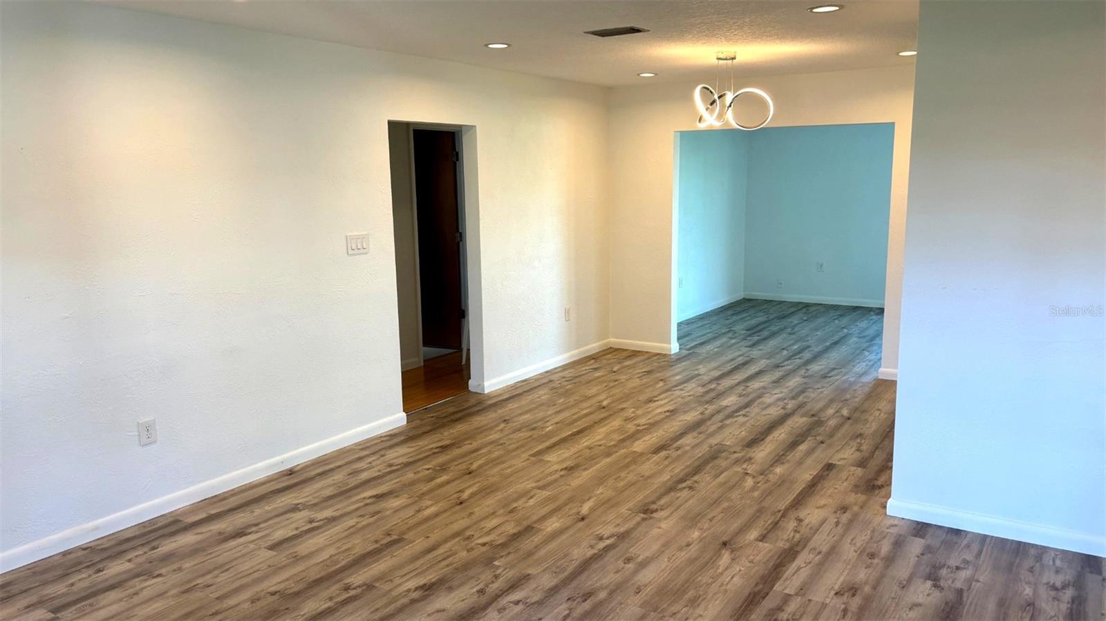 Image 10 of 25 For 4331 44th Street S