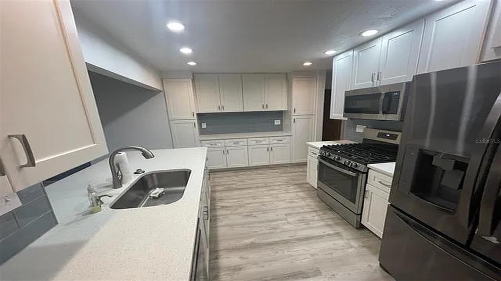 Image 4 of 25 For 4331 44th Street S