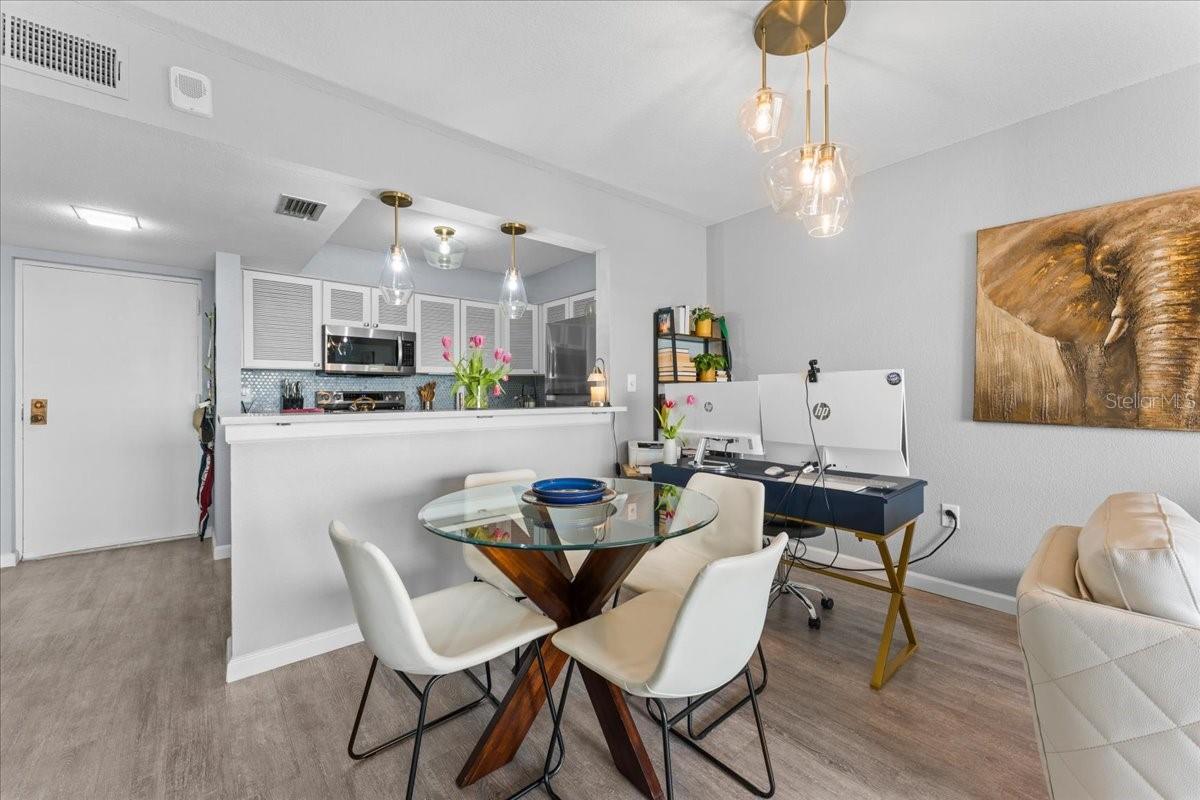 Image 10 of 30 For 4900 Brittany Drive S 1808