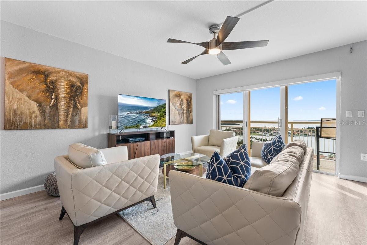 Image 11 of 30 For 4900 Brittany Drive S 1808