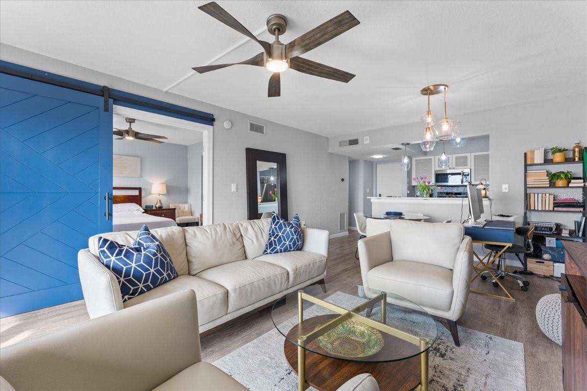 Image 13 of 30 For 4900 Brittany Drive S 1808