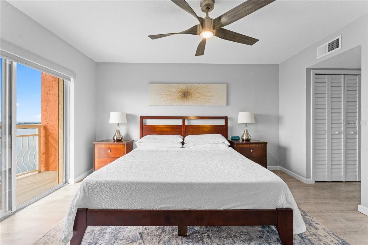 Image 14 of 30 For 4900 Brittany Drive S 1808