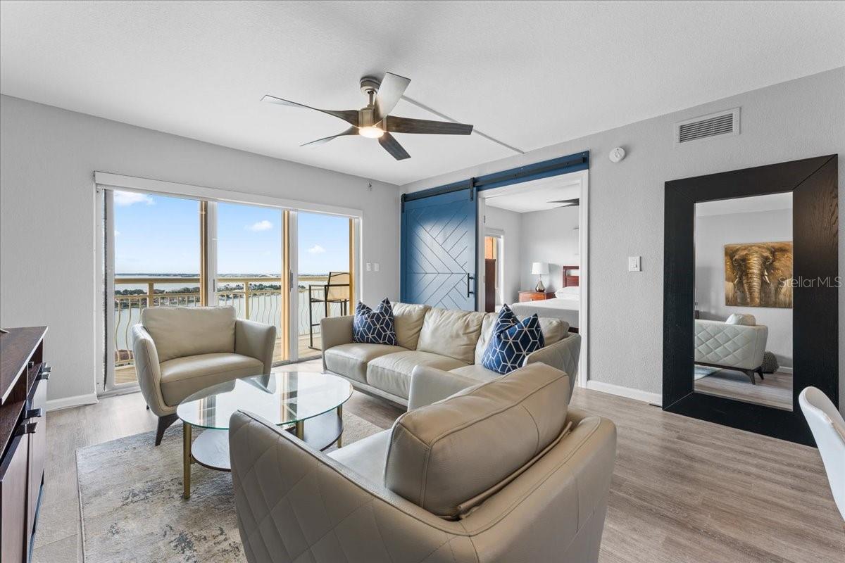 Image 3 of 30 For 4900 Brittany Drive S 1808