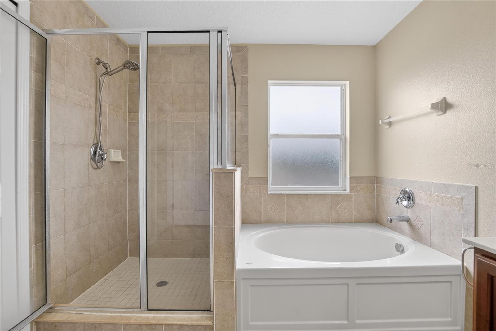 Image 26 of 45 For 11543 Addison Chase Drive