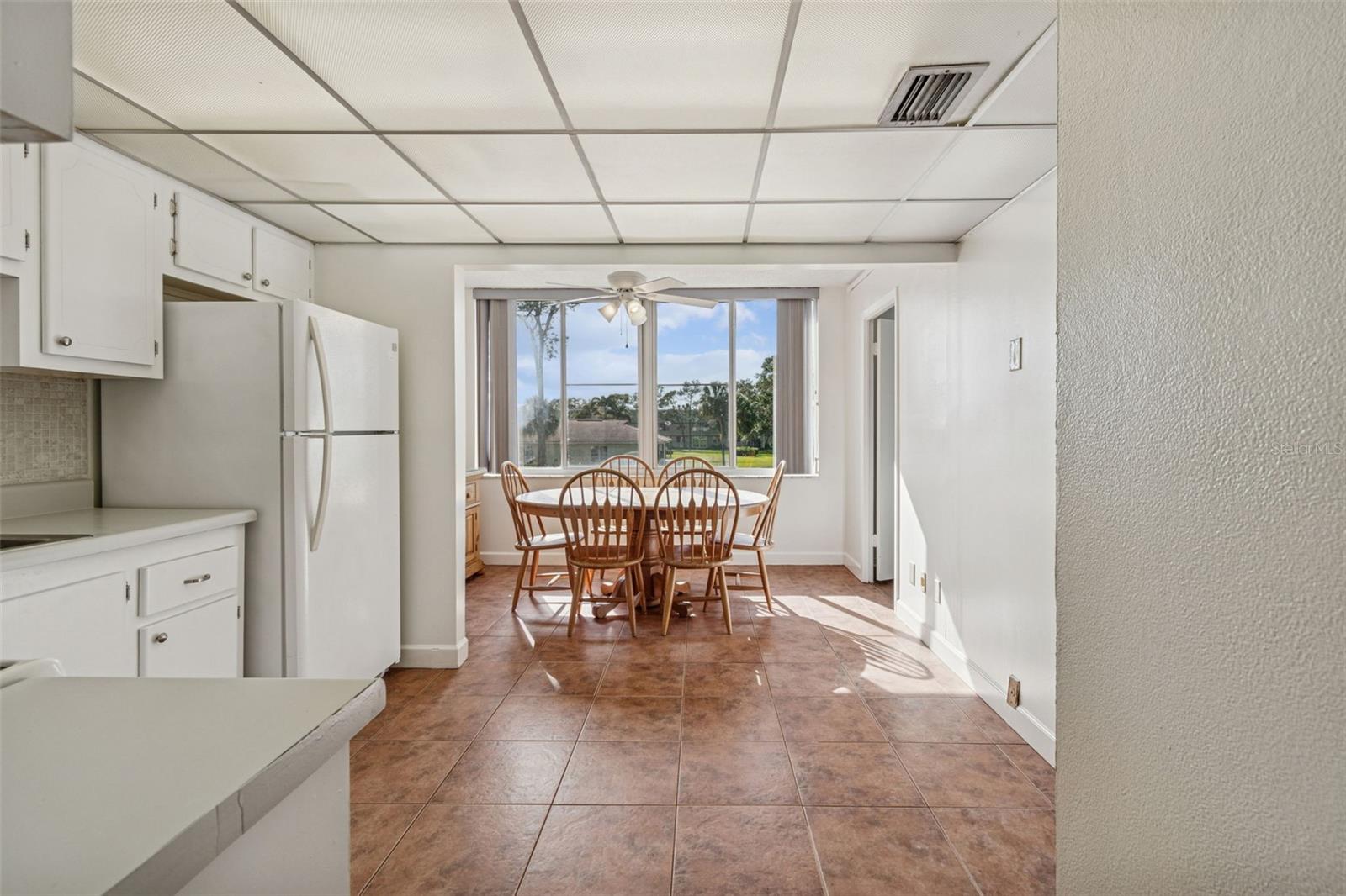 Image 13 of 51 For 4885 1st Street Ne 203