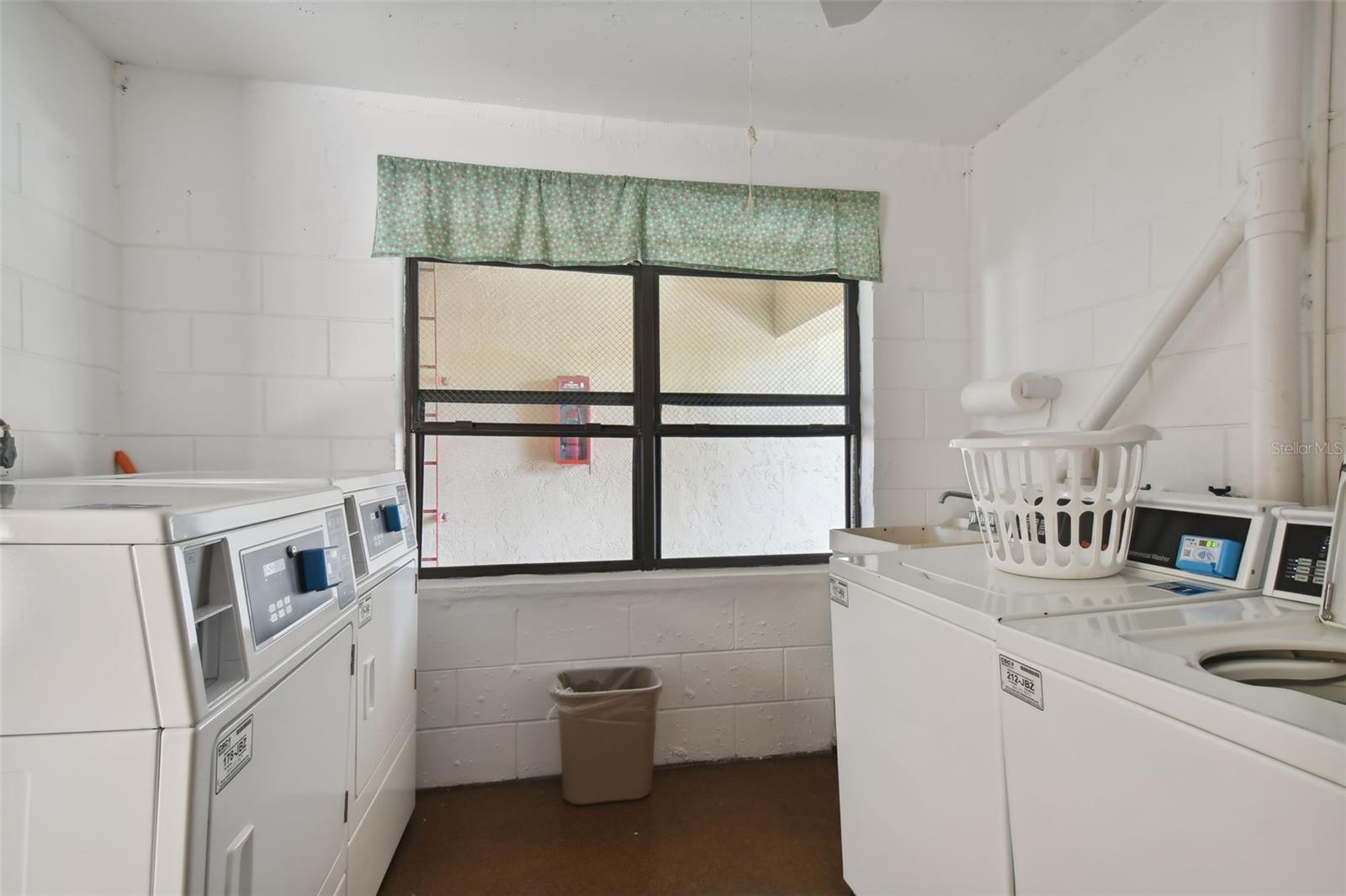 Image 34 of 51 For 4885 1st Street Ne 203