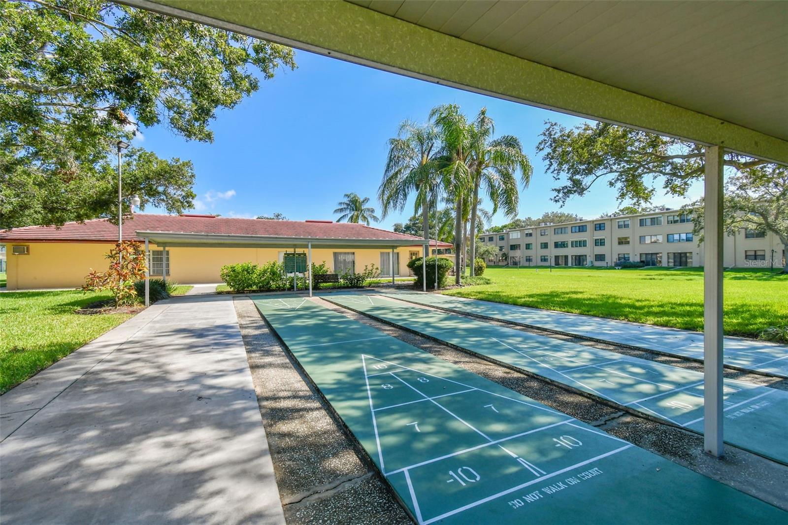 Image 39 of 51 For 4885 1st Street Ne 203