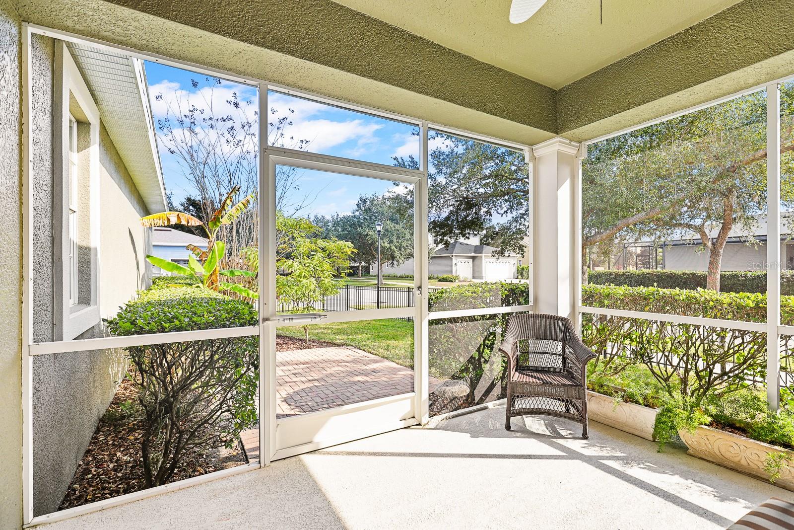 Image 38 of 54 For 5922 Palmettoside Street