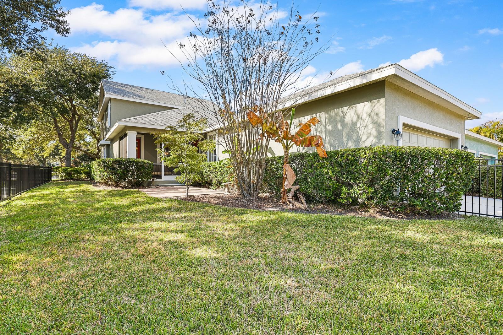 Image 40 of 54 For 5922 Palmettoside Street