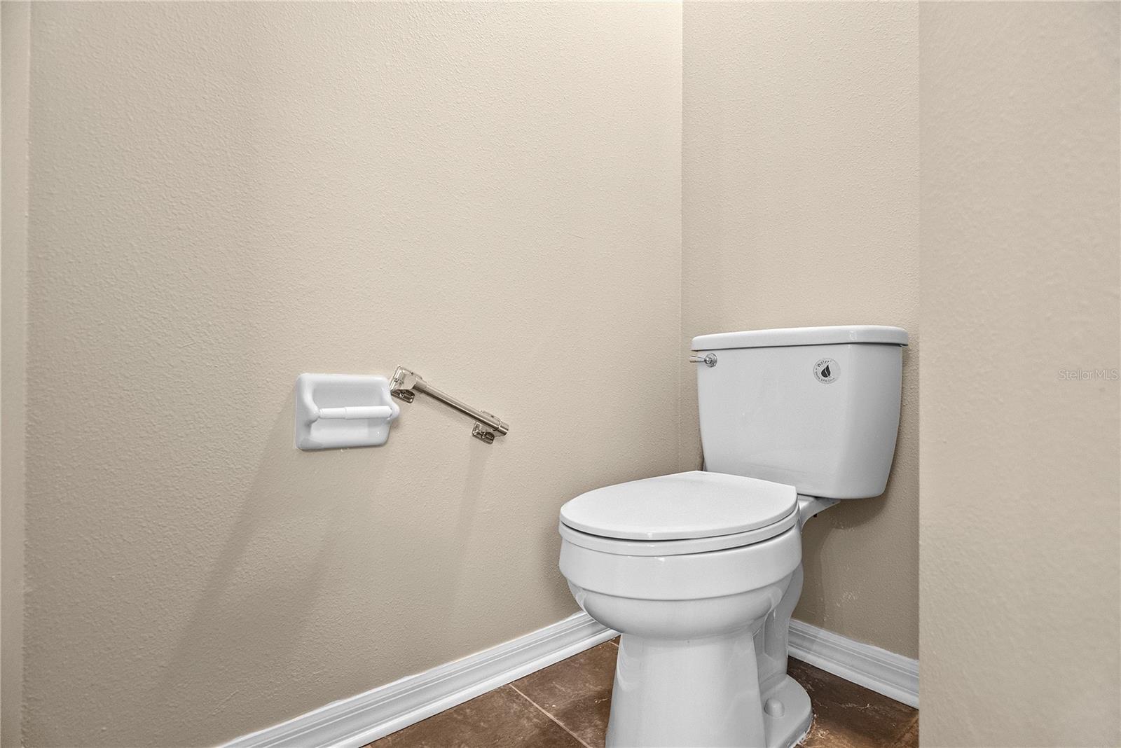 Image 28 of 47 For 4830 Sky Blue Drive