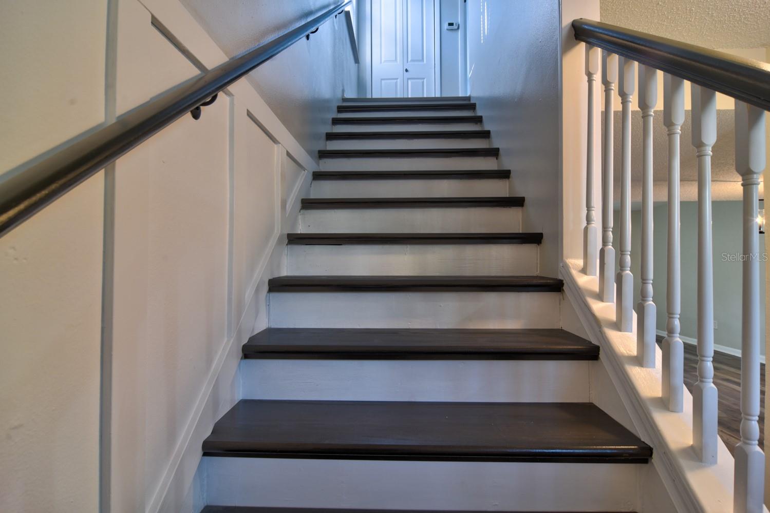 Image 17 of 32 For 148 Douglas Road W C