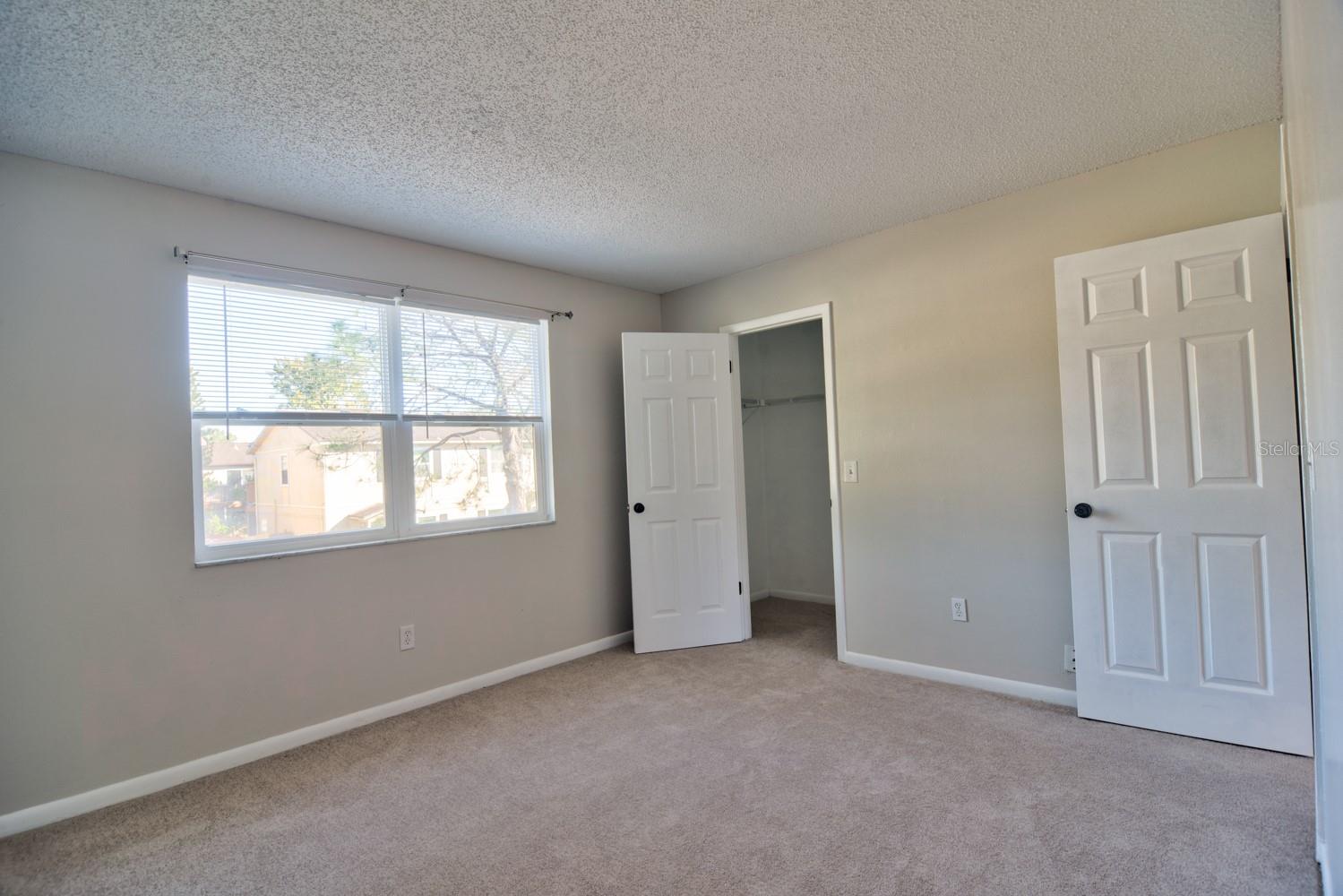 Image 25 of 32 For 148 Douglas Road W C