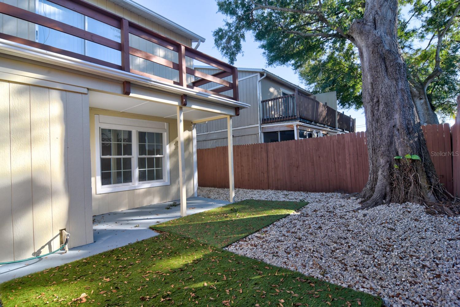 Image 5 of 32 For 148 Douglas Road W C