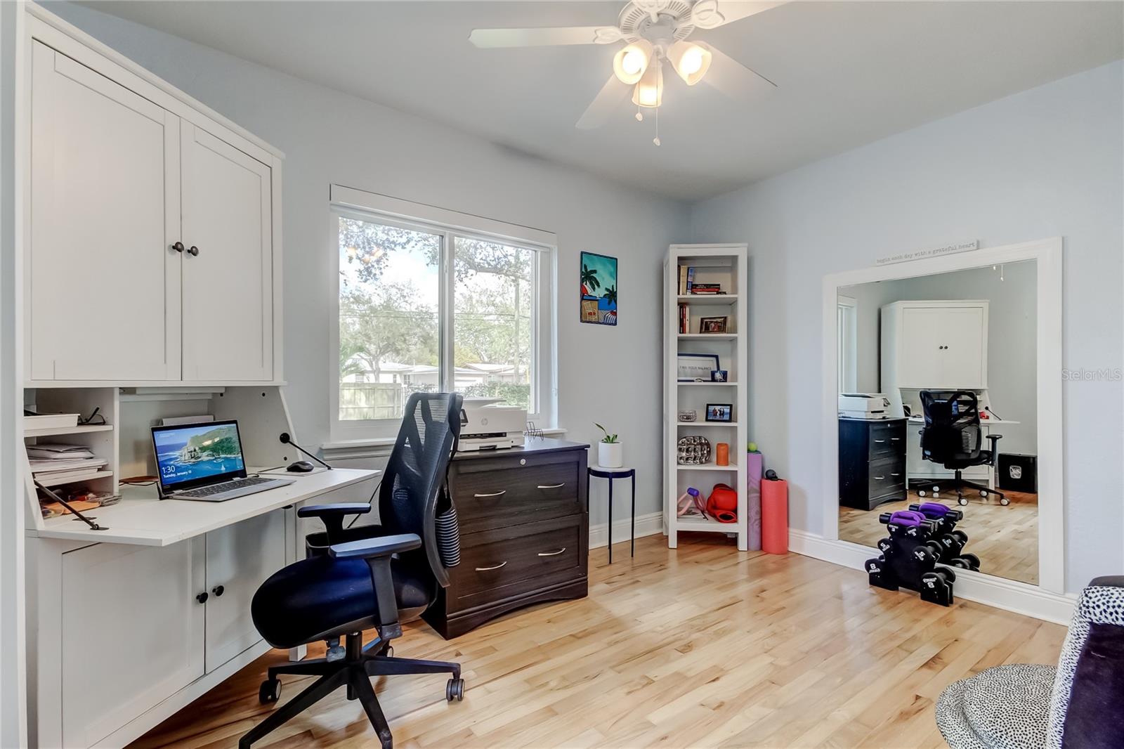 Image 32 of 71 For 1511 46th Avenue N