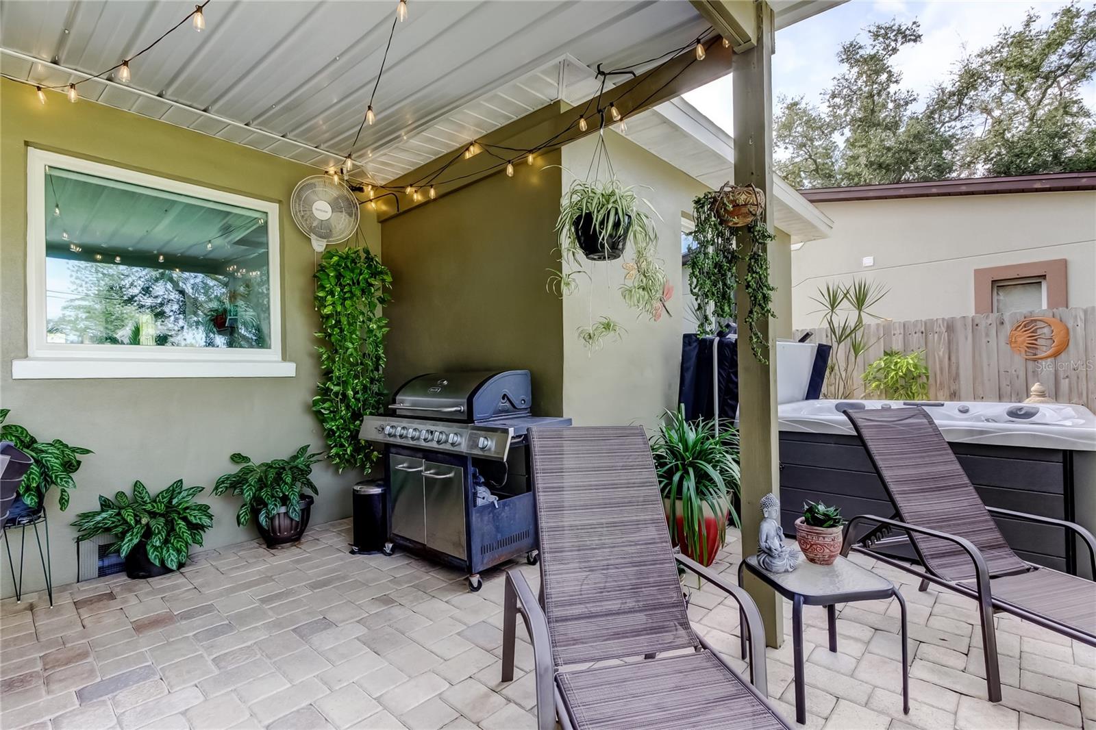 Image 36 of 71 For 1511 46th Avenue N