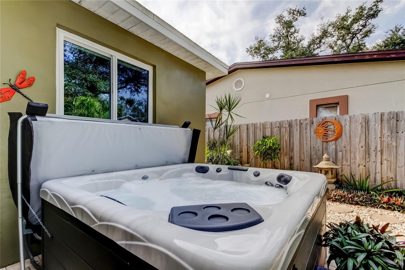 Image 39 of 71 For 1511 46th Avenue N