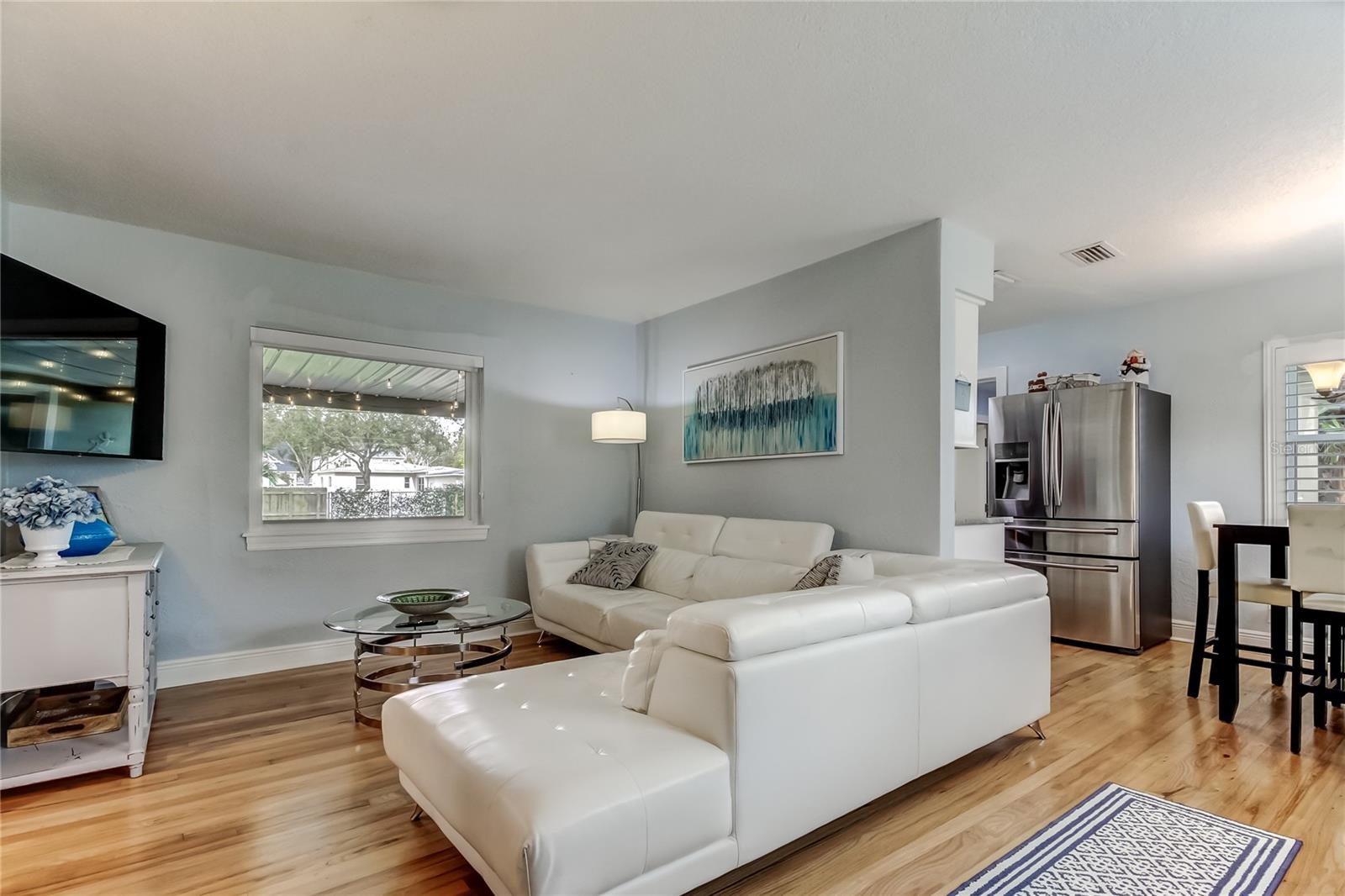 Image 7 of 71 For 1511 46th Avenue N