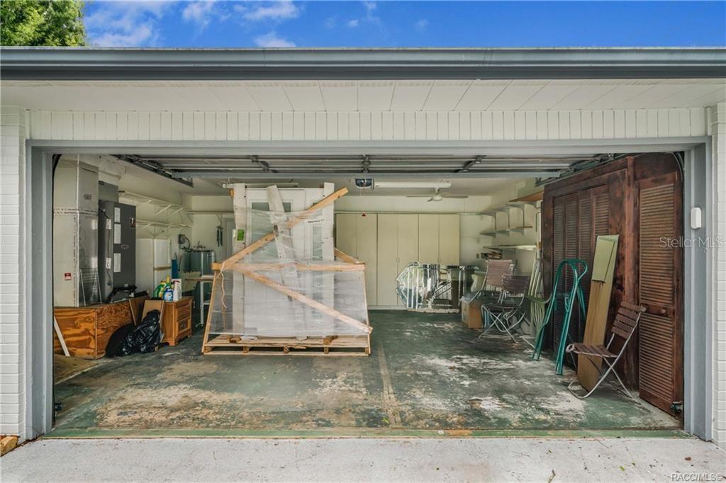 Image 10 of 44 For 8831 Sandpiper Drive