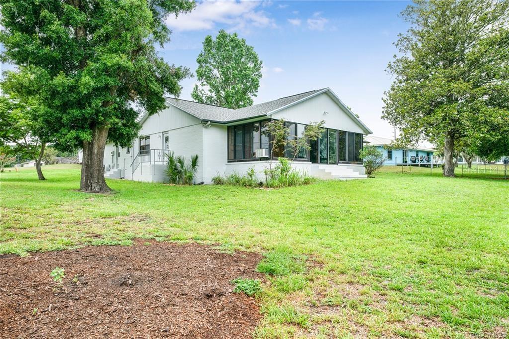 Image 13 of 44 For 8831 Sandpiper Drive