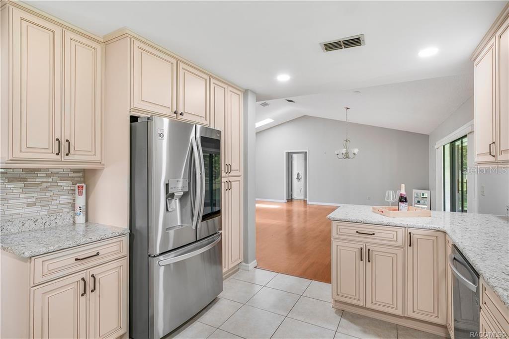 Image 20 of 44 For 8831 Sandpiper Drive