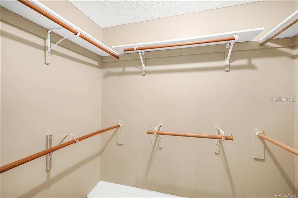 Image 25 of 44 For 8831 Sandpiper Drive