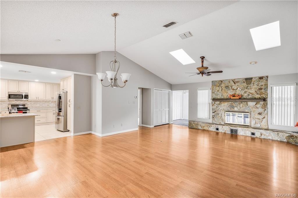 Image 3 of 44 For 8831 Sandpiper Drive