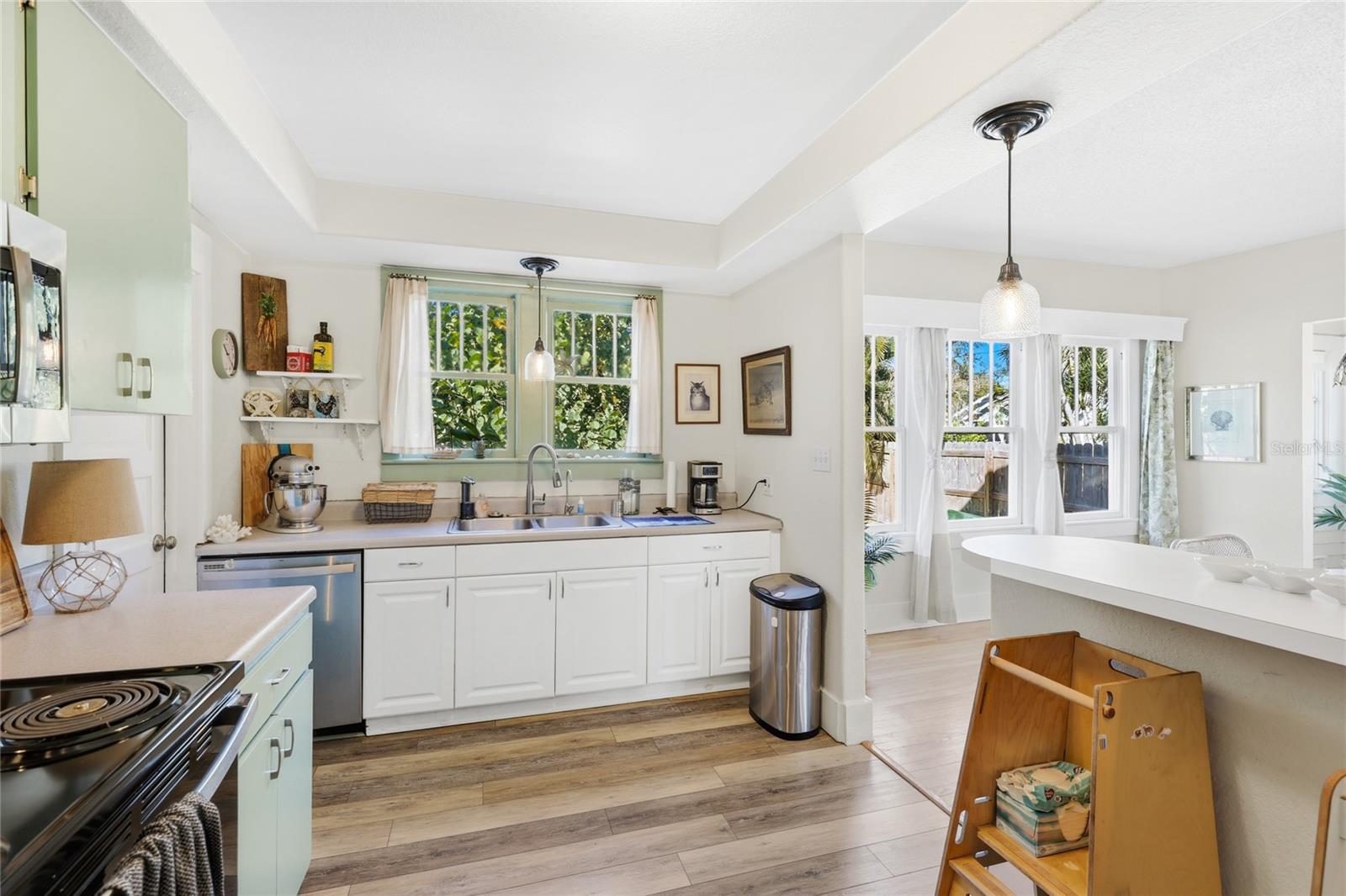 Image 11 of 30 For 2317 7th Avenue W