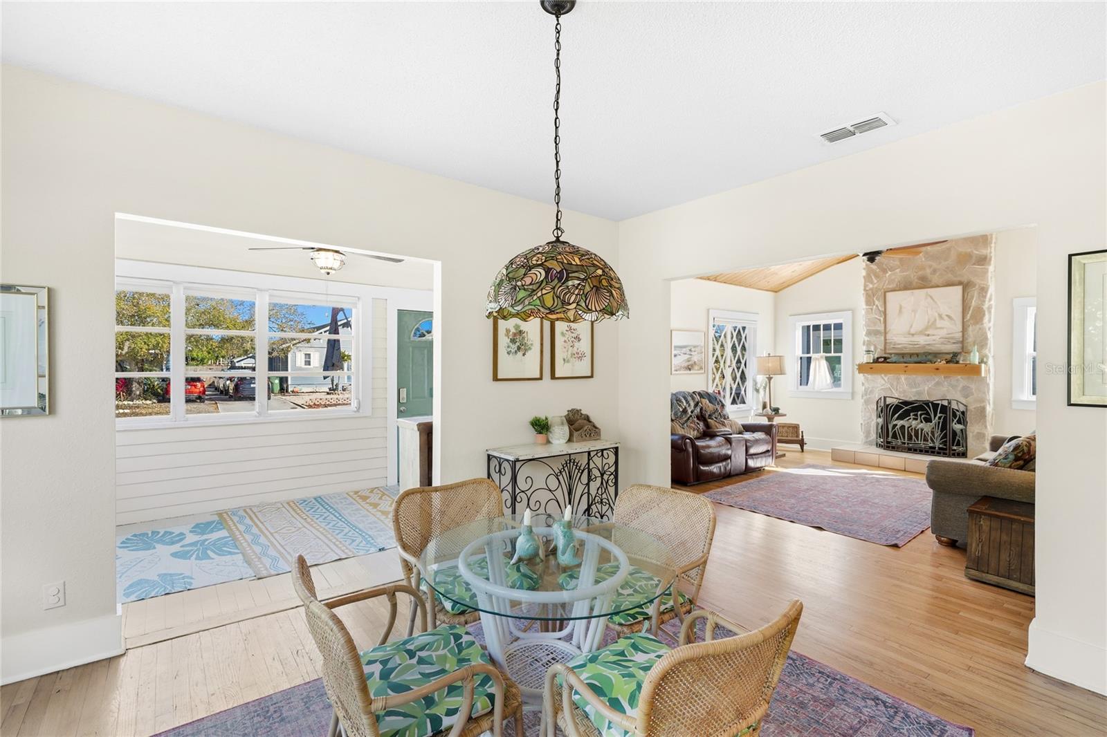 Image 12 of 30 For 2317 7th Avenue W