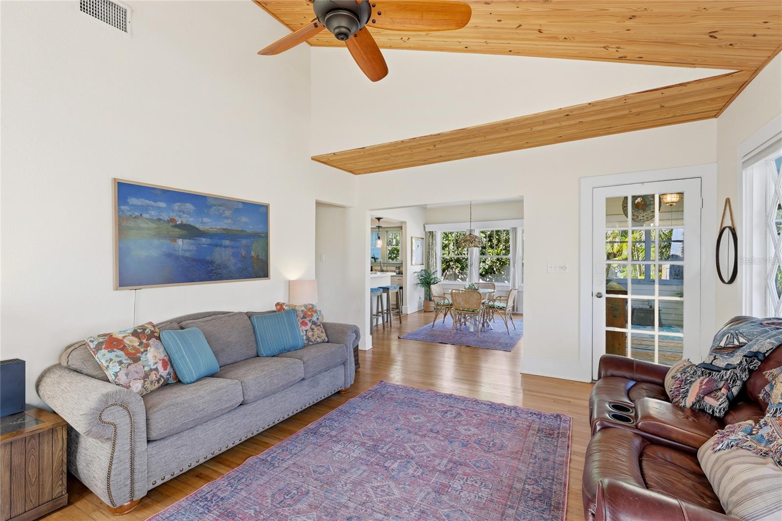 Image 14 of 30 For 2317 7th Avenue W