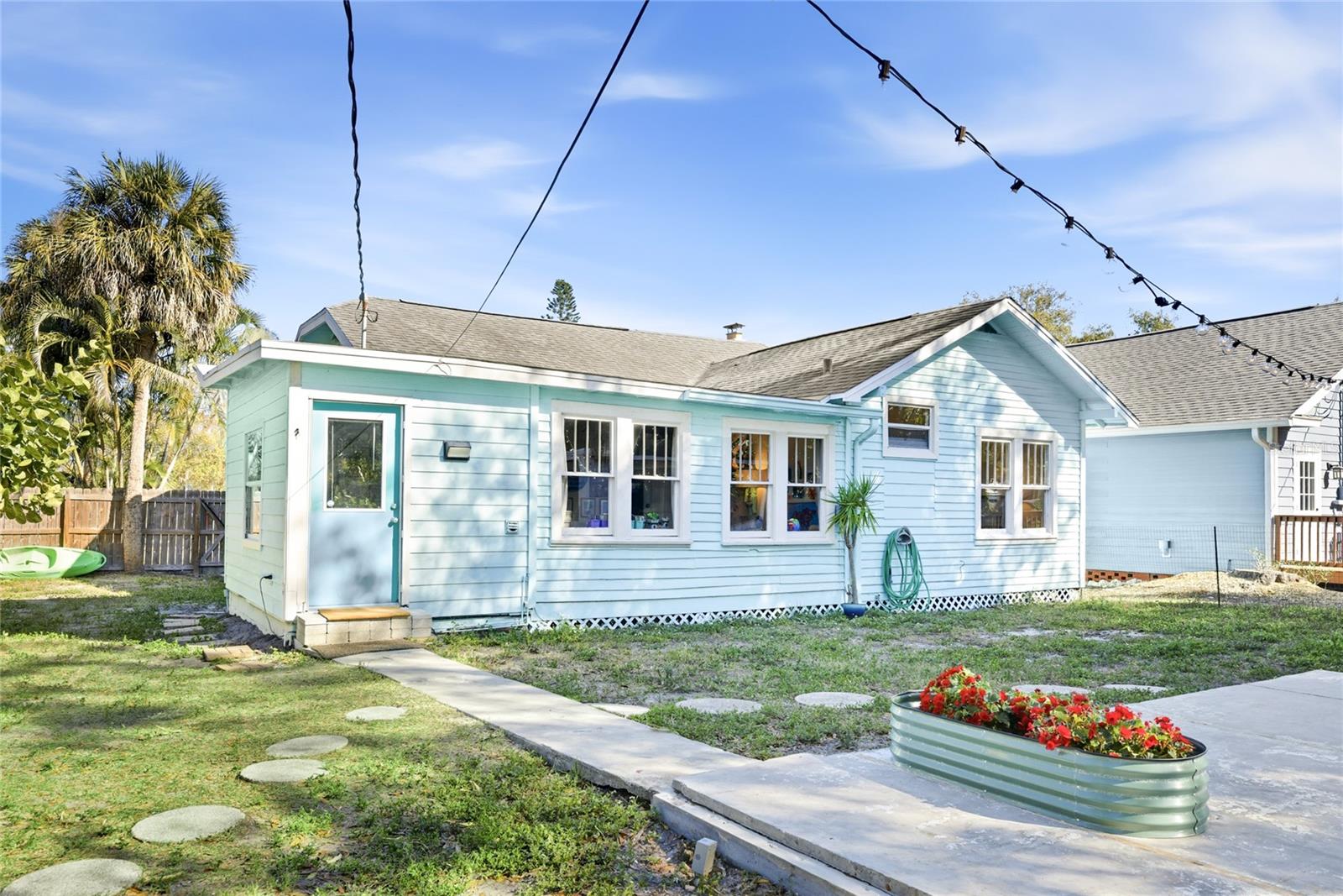 Image 26 of 30 For 2317 7th Avenue W