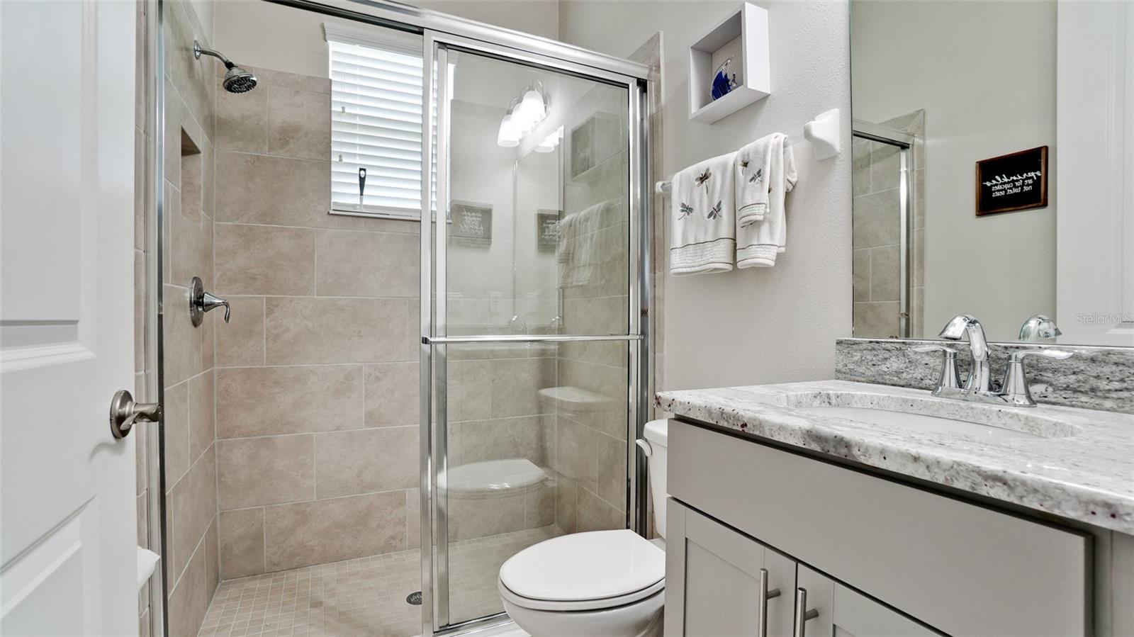 Image 41 of 50 For 16612 5th Avenue E