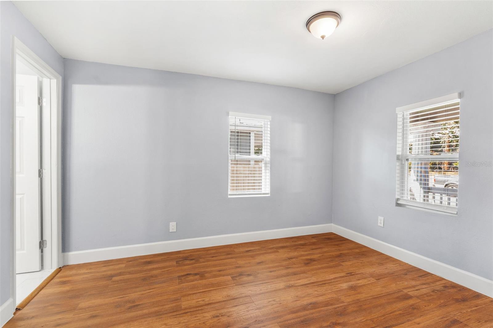 Image 14 of 26 For 2725 Columbus Drive